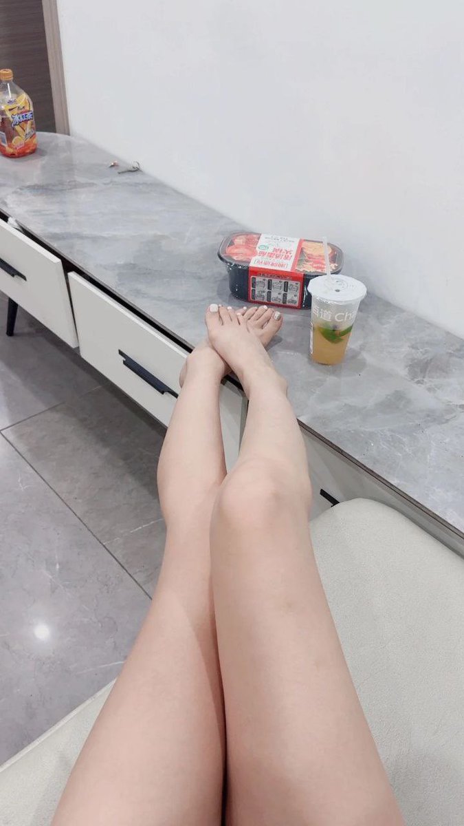 nvzhus's tweet photo. 深夜招呼👋🏻无心睡眠 https://t.co/rPhdMbf0bk