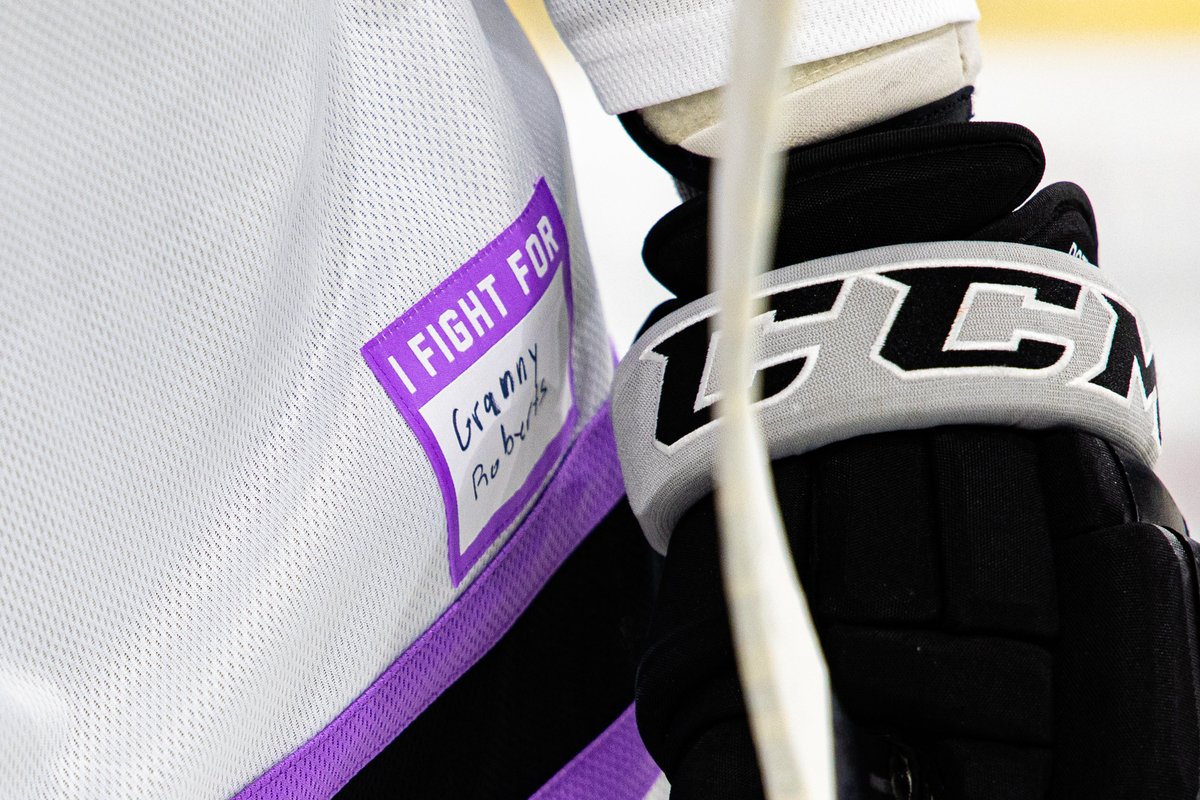 number9concepts's tweet photo. "Look good, Feel Good, Play Good"
Very happy with how our #HockeyFIghtsCancer Jerseys turned out this year and that we could help raise over $22,000 for @AmericanCancer
#ReignTrain | #BringBackTheDragon https://t.co/hqJrPhChk5