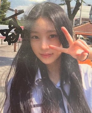 jihyuncentric's tweet photo. [📸] 241109

New Jihyun photo cards!

#JIHYUN #지현
#4IREN #사이렌 https://t.co/mOztkmKpg7