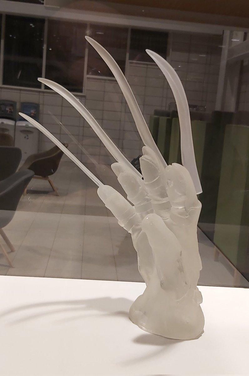 I had such a blast celebrating the 40th anniversary of Elm Street at this conference - thank you @kierantfoster and Gregory Frame for inviting me to keynote this awesome event. It was so much fun to hear everyone's interesting research on the series