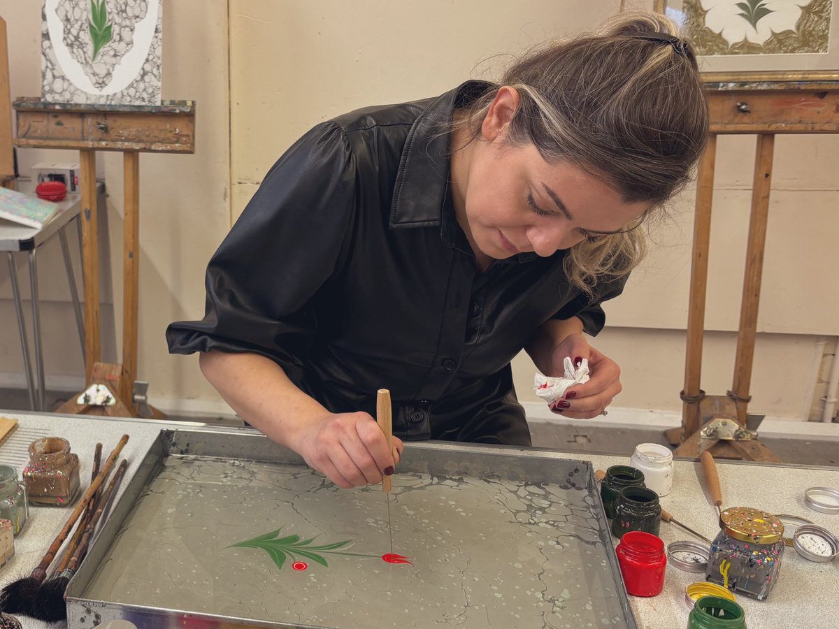 WoS First 5 tweet media