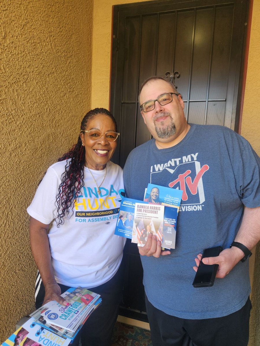 LindaForNevada's tweet photo. We did it! Thank you to my #AD17 neighbors for putting your trust in me to represent you in #nvleg! I will be fighting for you on affordable housing, safe communities, good schools, and other issues important to working families! https://t.co/Dsfd4jpcjZ