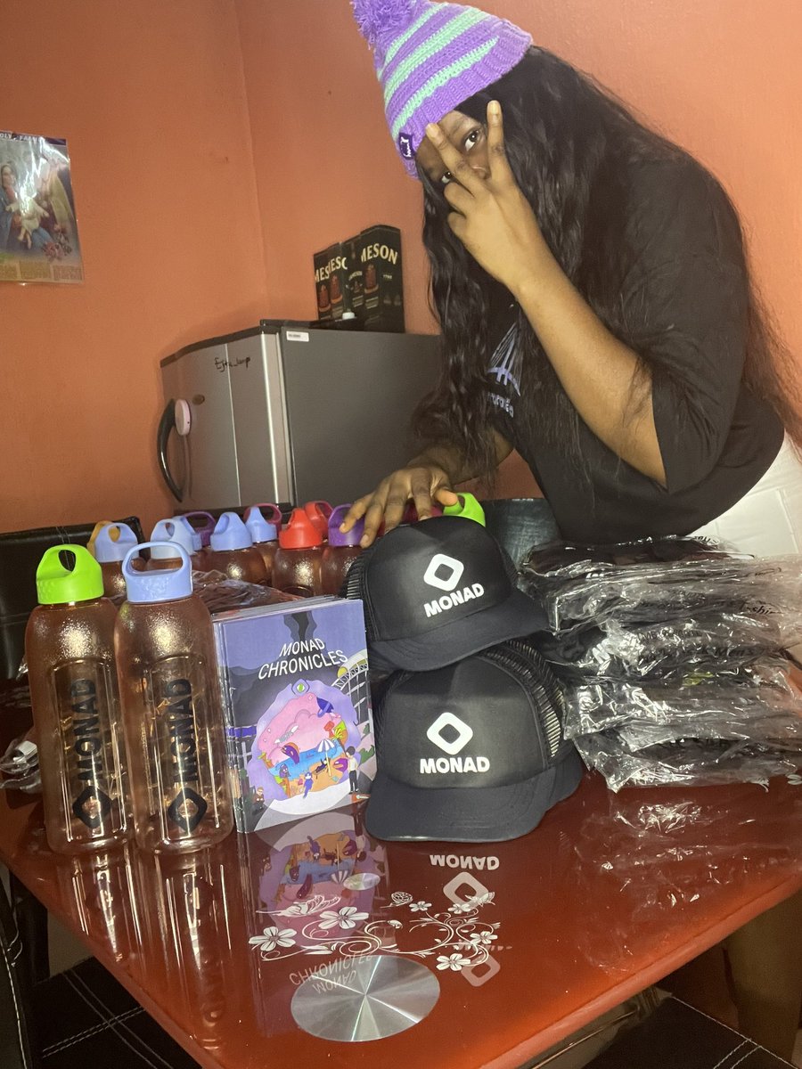 Lady_Xora2's tweet photo. Did this with my team💜💜
@jrdns_x @_mi_wani @Balor_999 

 Thanks to @Yolex_24 and @_CryptWraith for bringing this designs to life🥹💜💜

@nigerianad 
 @monad_xyz https://t.co/ldWDNN965X