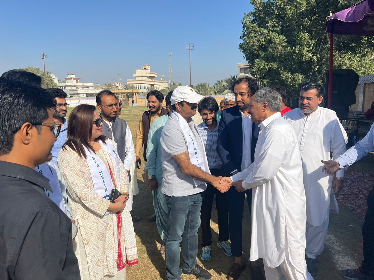 SaimaAgha17627's tweet image. Empowering Youth through Sports: MPA Saima Agha, Parliamentary Secretary for Sports and Youth Affairs, alongside the Secretary of Sports and Youth Affairs, visits squash trails for the Quaid-e-Azam Games at Pakistan Sports Board.
#mpasaimaagha #sportsandyouthaffairs #PPP