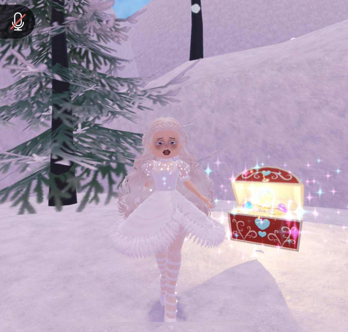 oliviaplayz_'s tweet photo. Who else unlocked the new treasure chest 🎅🏼 https://t.co/9NpORsRQmM