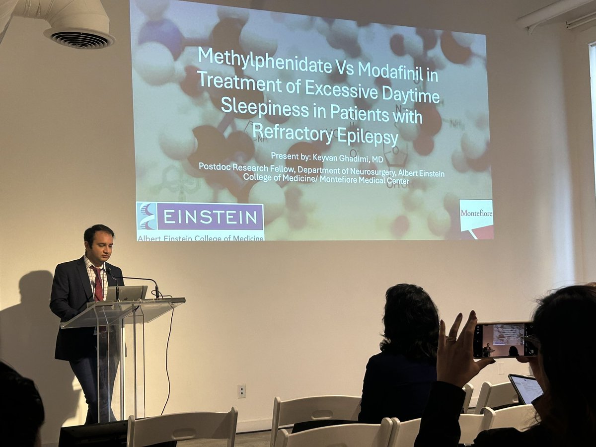The future is bright in #neurology! 😎🧠The <a href="/NYSNeuroSociety/">NY State Neurological Society</a> showcases student, resident, and fellow research as part of our annual meeting. Budding neurologists— mark your 📆 for next year! #meded