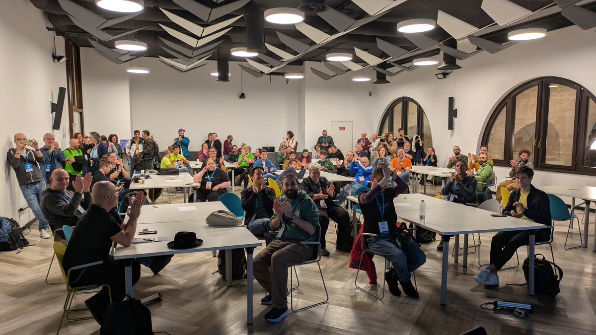 Stefano_Cassone's tweet image. I closing remarks dei Core Days: la prima volta che sono dall&apos;altra parte tra quelli che stanno con chi presenta 🤣
#CoreDays2024