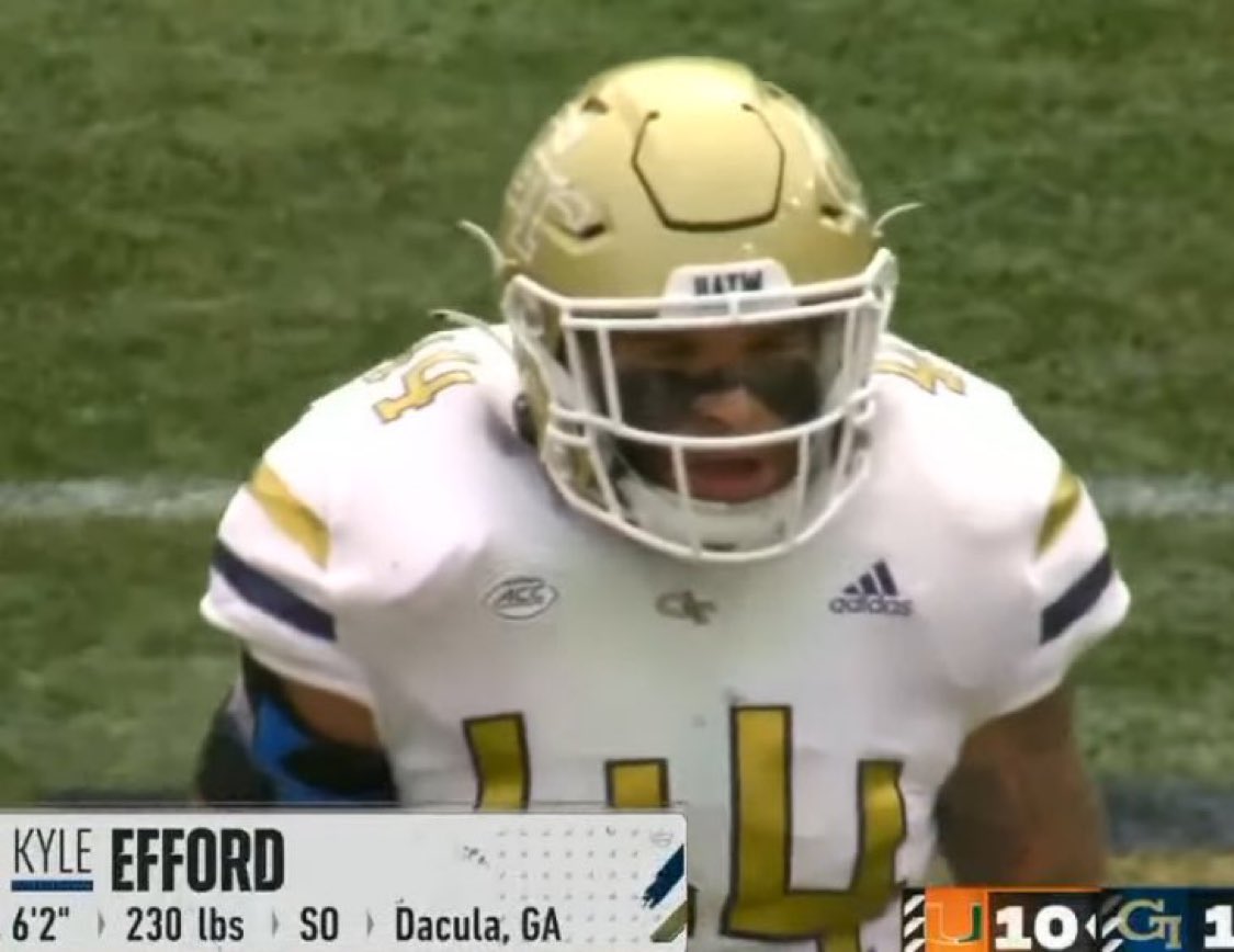BarstoolBigCat's tweet photo. This is what a linebacker should look like https://t.co/JhlhMSCEF9