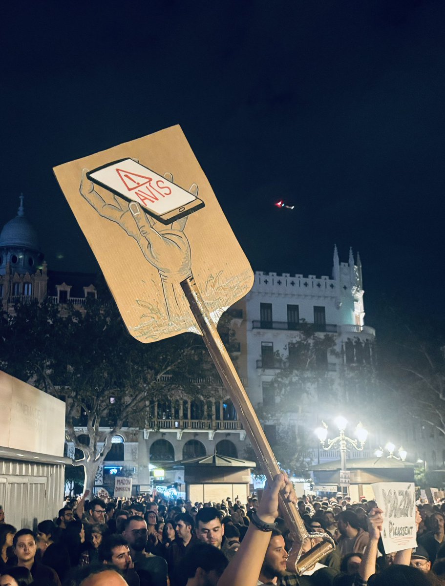 “Quan l’alarma sonava, la gent s’ofegava”

València❤️