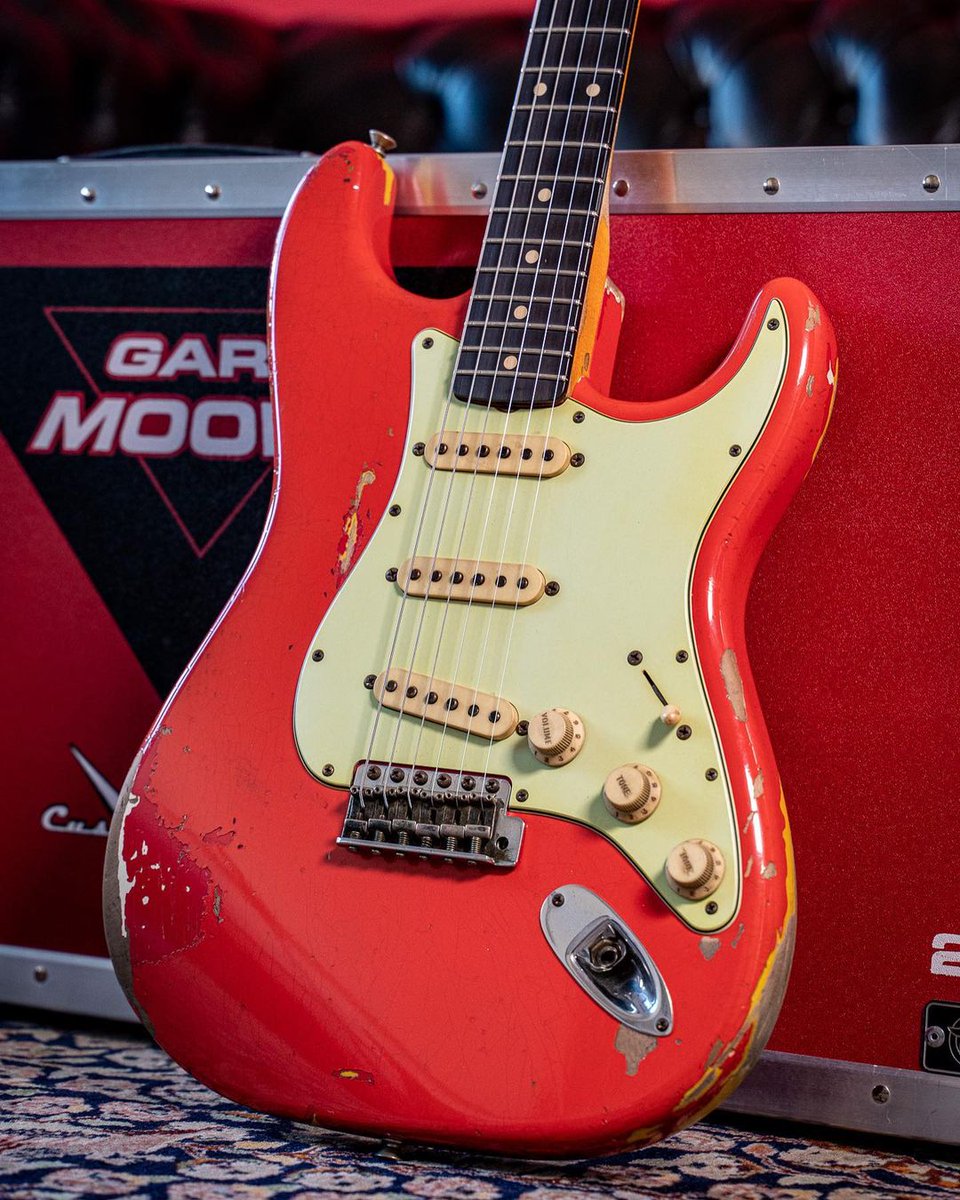 F ender Custom Shop Gary Moore '61 Fiesta Red Stratocaster 
#guitar #Fender #Stratocaster #FamousGuitars #GaryMoore #Straturday