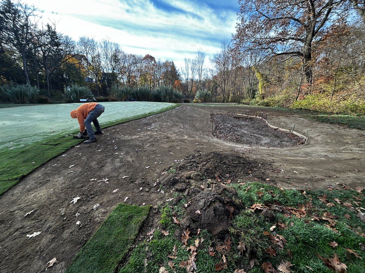 atiturfclub's tweet photo. The Turf Club participated in a sodding fundraiser today at The Wooster Country Club and gained some great sodding experience! https://t.co/3rCt86afQJ