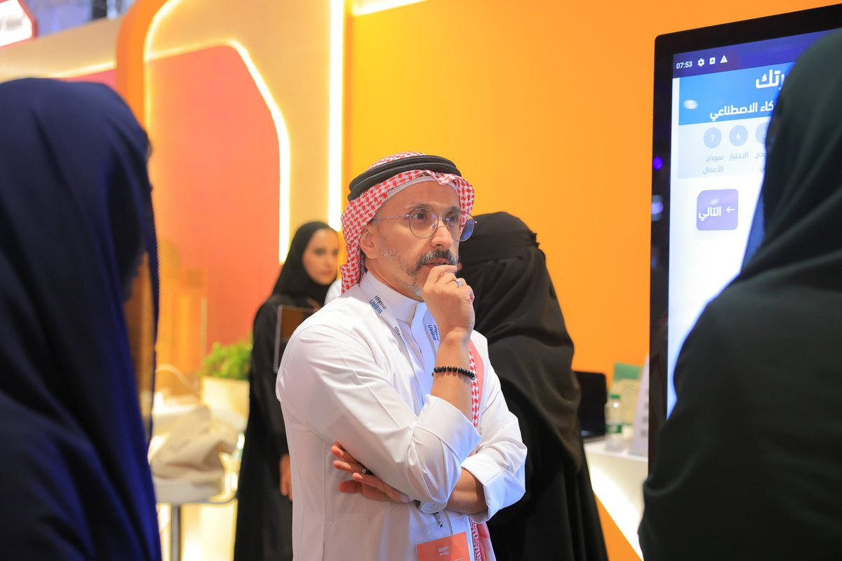 ibex_ai's tweet photo. من #باب_الابتكار في #بيبان24 ، 
نكشف عن إمكانيات الذكاء الاصطناعي مع #i_bex لتحويل التحديات إلى فرص نمو حقيقية. زورونا لاكتشاف كيف تدعم تقنياتنا المستقبل الرقمي! https://t.co/hDivOGgfpM