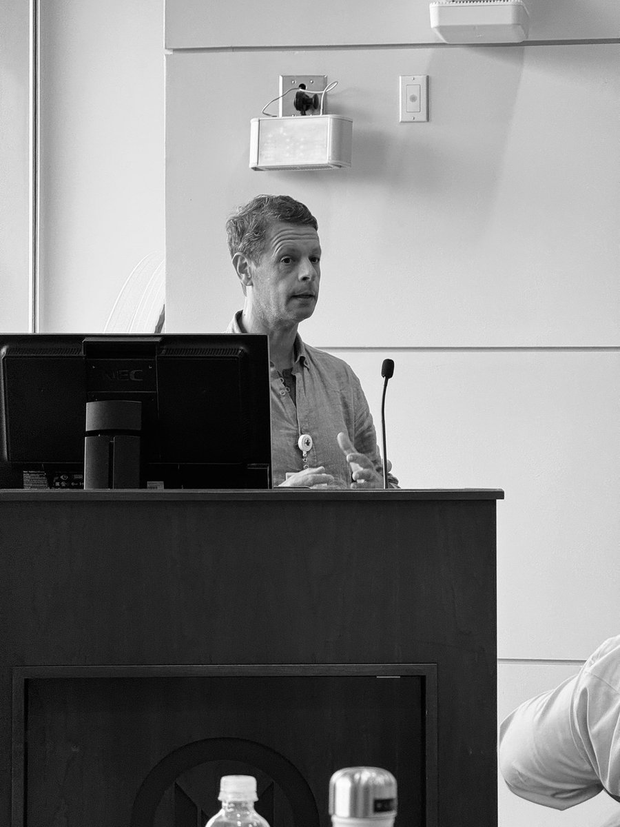 Sandy Anderson tweet media