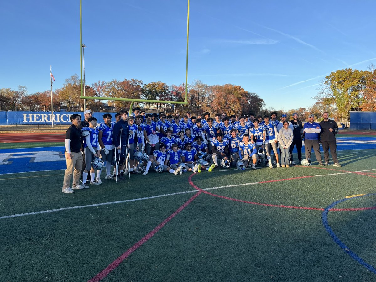 herricks_hs's tweet photo. Very proud of this group - worked day in and out to elevate this program and they did just that.

We will be back. 

Go Highlanders. #WeAreHerricks https://t.co/Ictrs3wIXm