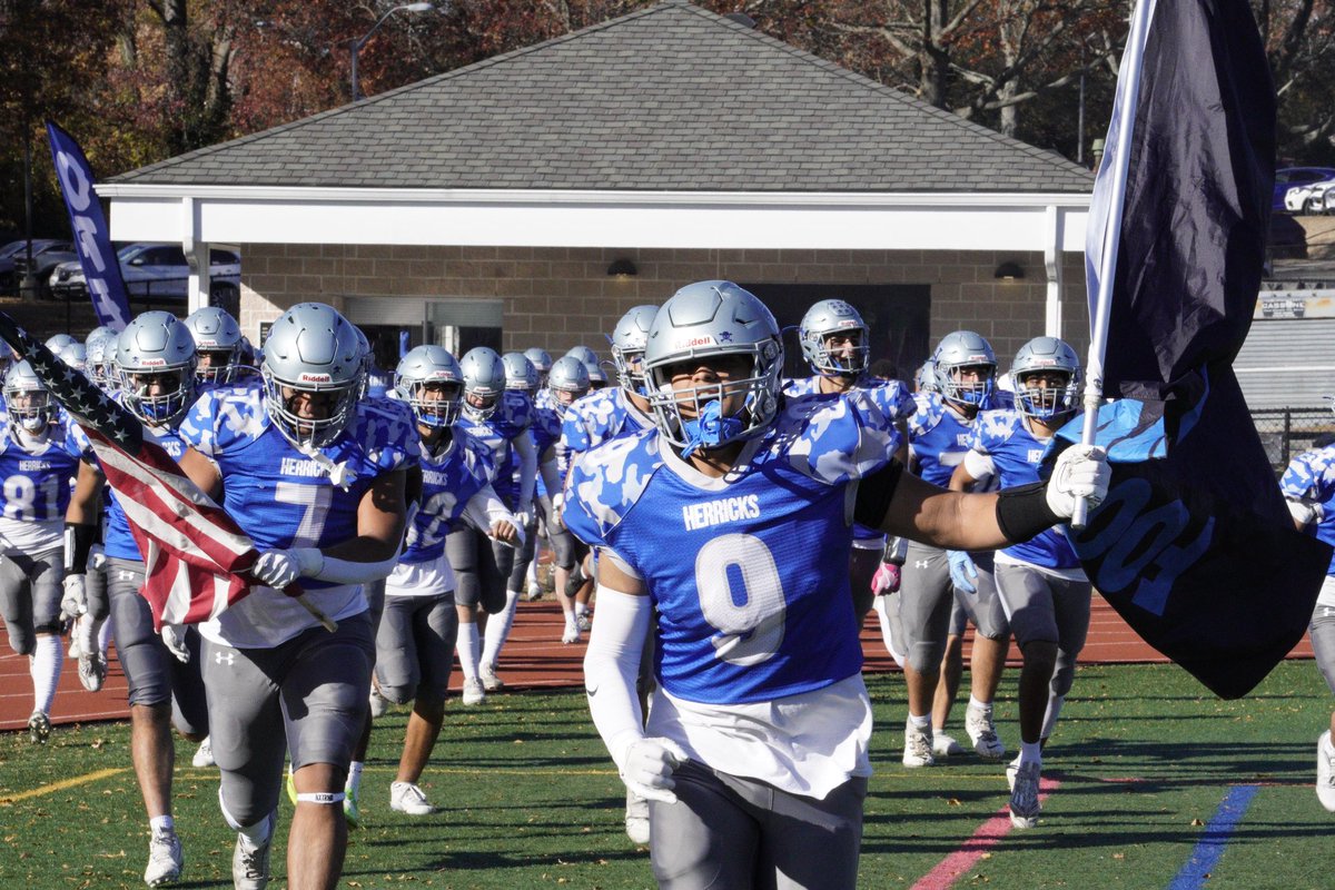 herricks_hs's tweet photo. Very proud of this group - worked day in and out to elevate this program and they did just that.

We will be back. 

Go Highlanders. #WeAreHerricks https://t.co/Ictrs3wIXm