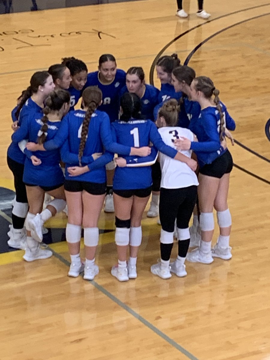 irishswift's tweet photo. Getting to see our favorite college volleyball player one more (possibly last time). Proud of you Abigail Ratts!
@AbigailRatts https://t.co/pxRKaVUAR2