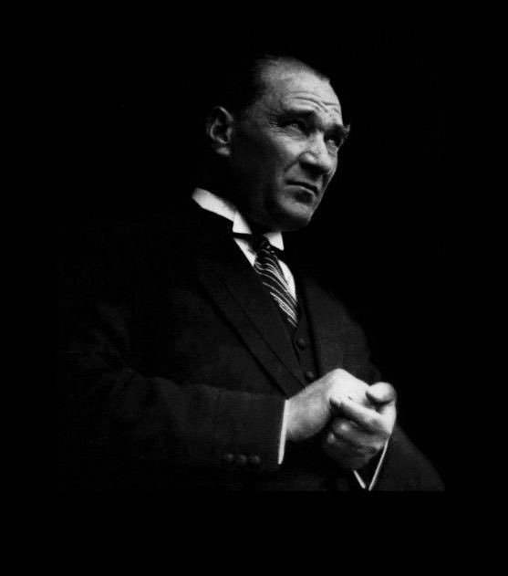 Milletimizin bağımsızlık mücadelesine önderlik eden, gelecek nesillerin rehberi, Türkiye Cumhuriyeti'nin kurucusu Gazi Mustafa Kemal Atatürk'ün vefatının 86. yılında saygı ve rahmetle anıyorum.
#10Kasım1938