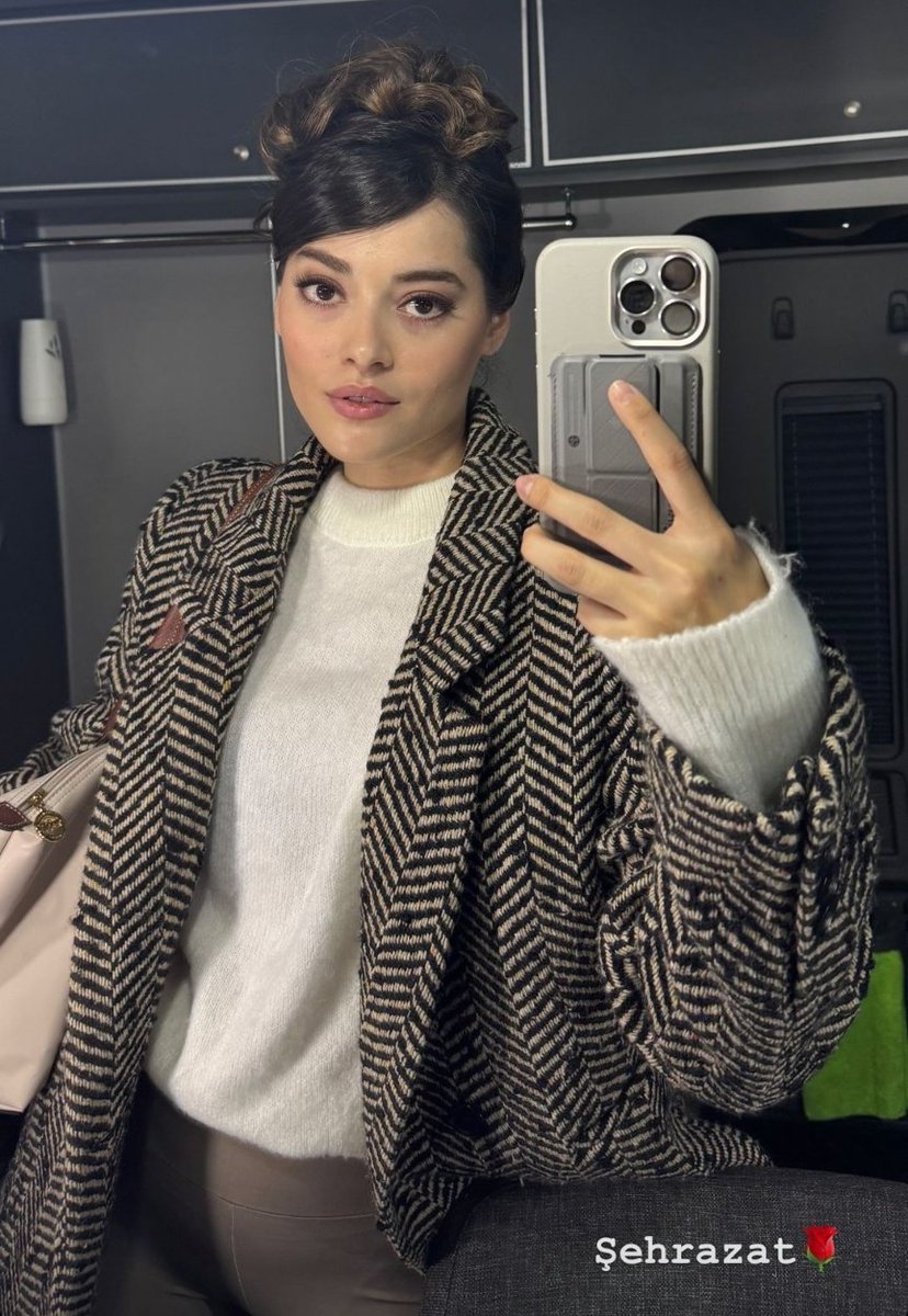 Simay Barlas English Page ♦️ tweet media