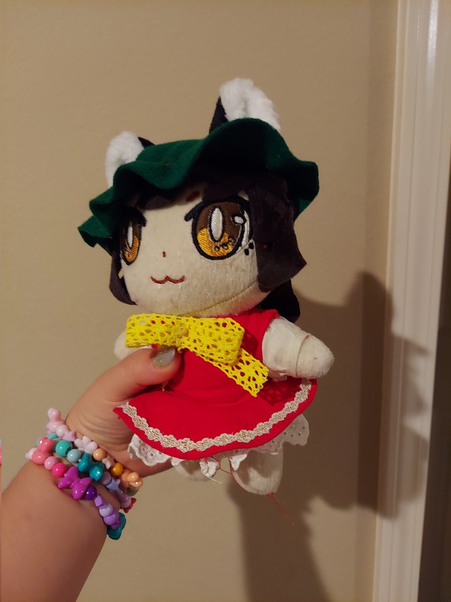 Just a pattern test
But look at this little Chen 🥺
<a href="/_velpi/">Agi☆ @ bird era 🎃🐦‍⬛</a>  designed the face :3