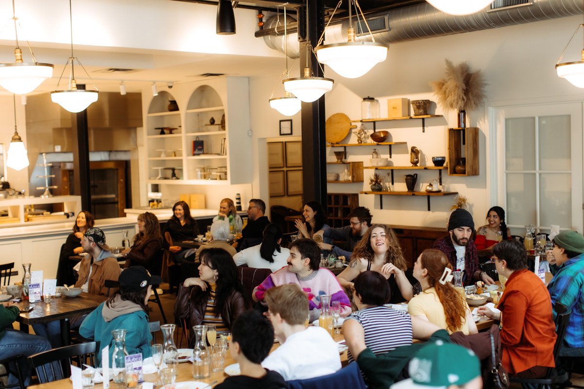 🎉 Get your tickets to our next Drag Brunch on Sunday, November 24th with @allvibezllc!

Get your tickets now at thelynhall.com