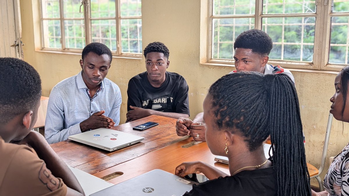 kevinKishikanyi's tweet photo. First week recap done ✅ 
We had to talk about all the issues 🐞that were known during this week💫 and how we'll be practicing the next one 🚀
#malakisi @USEmbKinshasa @CEEProgram @drcmin2 #DrcMind #Programming https://t.co/WJzpBGm2Ue