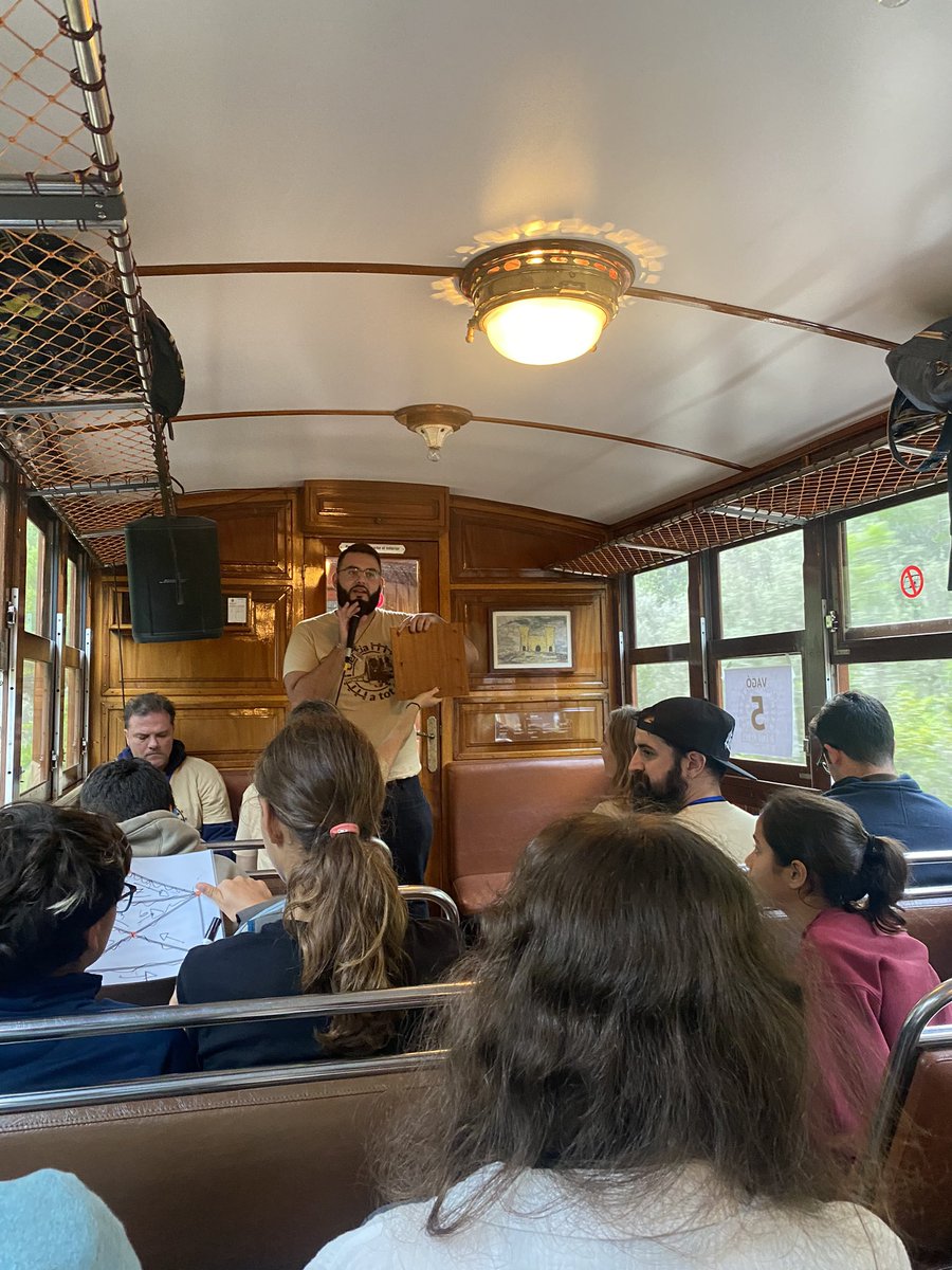 Marta Rivera Zurita (@martarivz) on Twitter photo Trenes, vistas y ciencia 🚞 de camino a Sóller 😍
El evento de ‘#Ciència a tot tren’ es una grandísima iniciativa de <a href="/InvestigacioUIB/">InvestigacióUIB</a> <a href="/IFISC_mallorca/">IFISC (UIB-CSIC)</a> e <a href="/IMEDEA_UIB_CSIC/">IMEDEA (UIB-CSIC)</a>
Enhorabuena a todas/os las ponentes, especialmente a <a href="/juantgarcas/">Juan (he/him)</a> y sus redes 🎊
Ha sido muy MUY divertido Trenes, vistas y ciencia 🚞 de camino a Sóller 😍
El evento de ‘#Ciència a tot tren’ es una grandísima iniciativa de <a href="/InvestigacioUIB/">InvestigacióUIB</a> <a href="/IFISC_mallorca/">IFISC (UIB-CSIC)</a> e <a href="/IMEDEA_UIB_CSIC/">IMEDEA (UIB-CSIC)</a>
Enhorabuena a todas/os las ponentes, especialmente a <a href="/juantgarcas/">Juan (he/him)</a> y sus redes 🎊
Ha sido muy MUY divertido