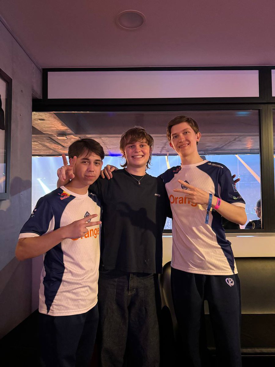 Merstach's tweet image. 🏆 MMB IS BACK BABY 🏆
LANDING STEAMY STACKS 🫢