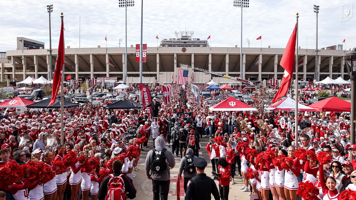 IUHoosiers's tweet photo. This view of The Walk >>>. https://t.co/gKjvxljTxd