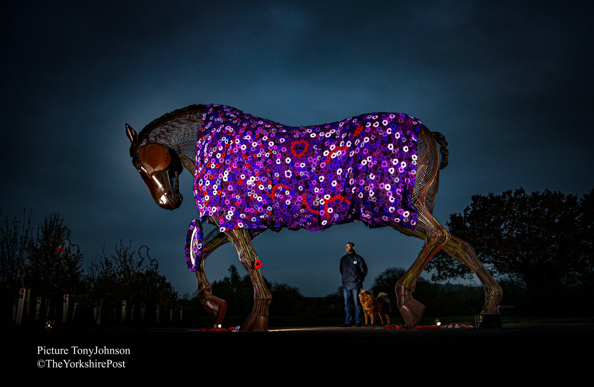 Tony Johnson📷 (@tonyjohnsonypn) on Twitter photo Shot for this weekends <a href="/yorkshirepost/">The Yorkshire Post</a> - former #Para Chris Dancey pays his respects this #RemembranceSunday2024 at #Warhorse in #WestYorkshire Shot for this weekends <a href="/yorkshirepost/">The Yorkshire Post</a> - former #Para Chris Dancey pays his respects this #RemembranceSunday2024 at #Warhorse in #WestYorkshire