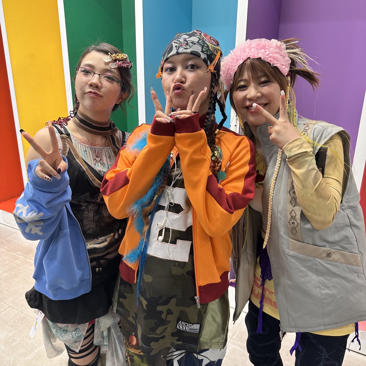 100億年LOVE の今後のUP日程が発表されています‼️??? #NYLON 密着 