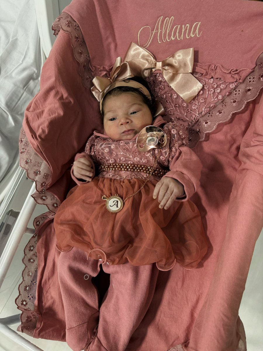 jeni_duarte19's tweet photo. Mais novo amor da minha vida 😍🩷🩷🩷 https://t.co/oJYvVo8LTQ