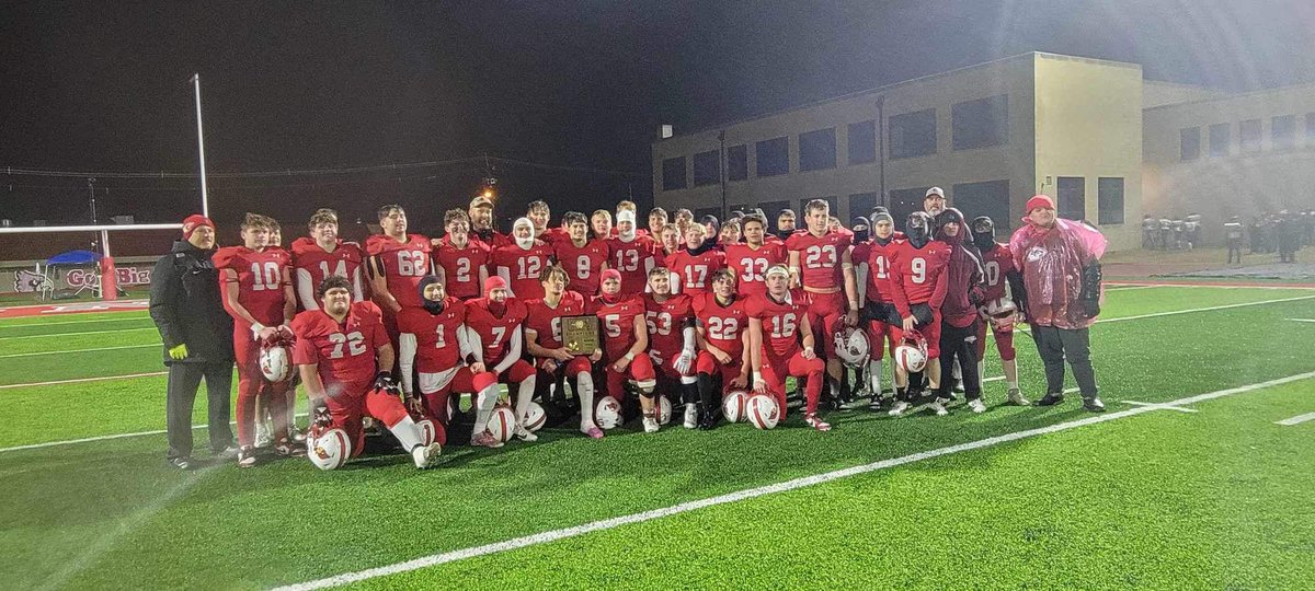 Hoisington (2A, 6-4) scores 24 unanswered points over Haven to take the Regional Championship 24-14. The Cardinals started the season 1-4 and have won 5 straight since under HC Zach Baird. They will travel to take on undefeated Southeast of Saline this week in the round of 8.
