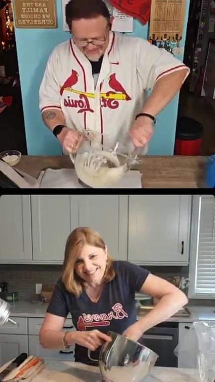 Thanks to <a href="/TinaZaccardi1/">Tina Zaccardi</a> for stepping in today for this weeks #gbbotwitterbakealong  where we made Tiramisu for #desertweek
Pictures to follow,  but don't forget your signed notes if you bake any of this weeks challenges. 
<a href="/thebakingnanna1/">The Baking Nanna</a> <a href="/Rob_C_Allen/">Robert Allen</a>