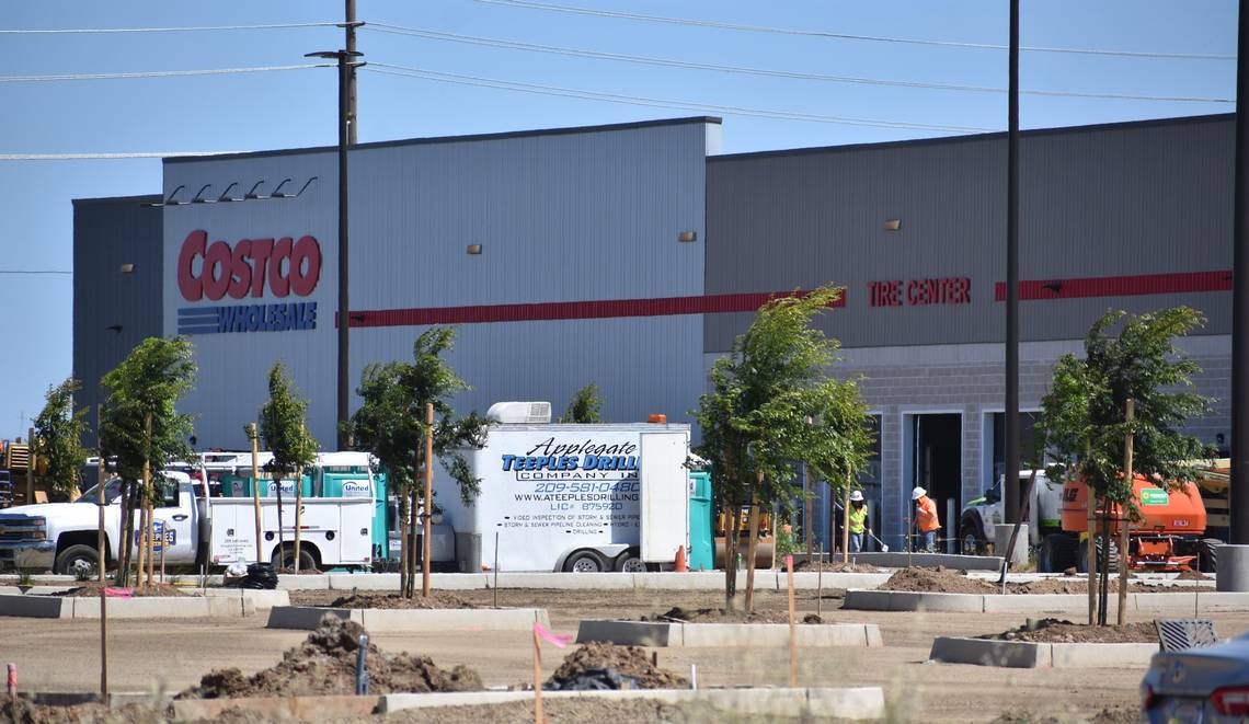 StanRTARideTheS's tweet photo. Any COSTCO fans out there? If you are traveling to the new Riverbank Costco on the S, please be aware that beginning Nov 18th, 2024, a full bus turnout will be in service for safety purposes. We hope this will help serve you in your shopping experiences.

#RideTheS #Route60 https://t.co/KQwW8Iuqs1