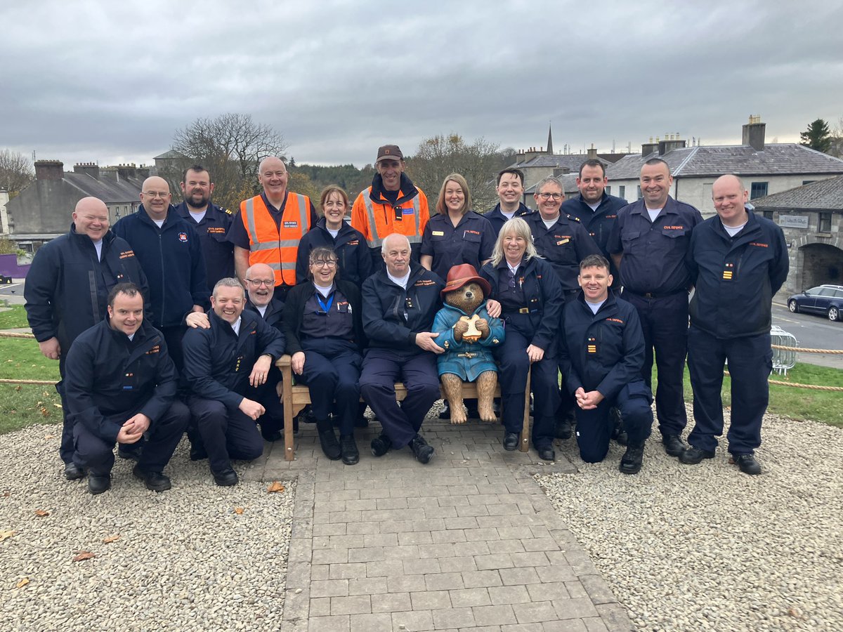 civildmayo's tweet photo. Today Civil Defence members from Mayo & Roscommon provided #MedicalSupport @westports2s assisted by @CRITICALcharity #Mayo & @MurrayAmbulance.
Our Teams visited @paddingtonbear who we caught up with in Westport while on his journey to Peru 🧸🇵🇪🇮🇪
#PaddingtonInPeru https://t.co/KH5IdVw0dX
