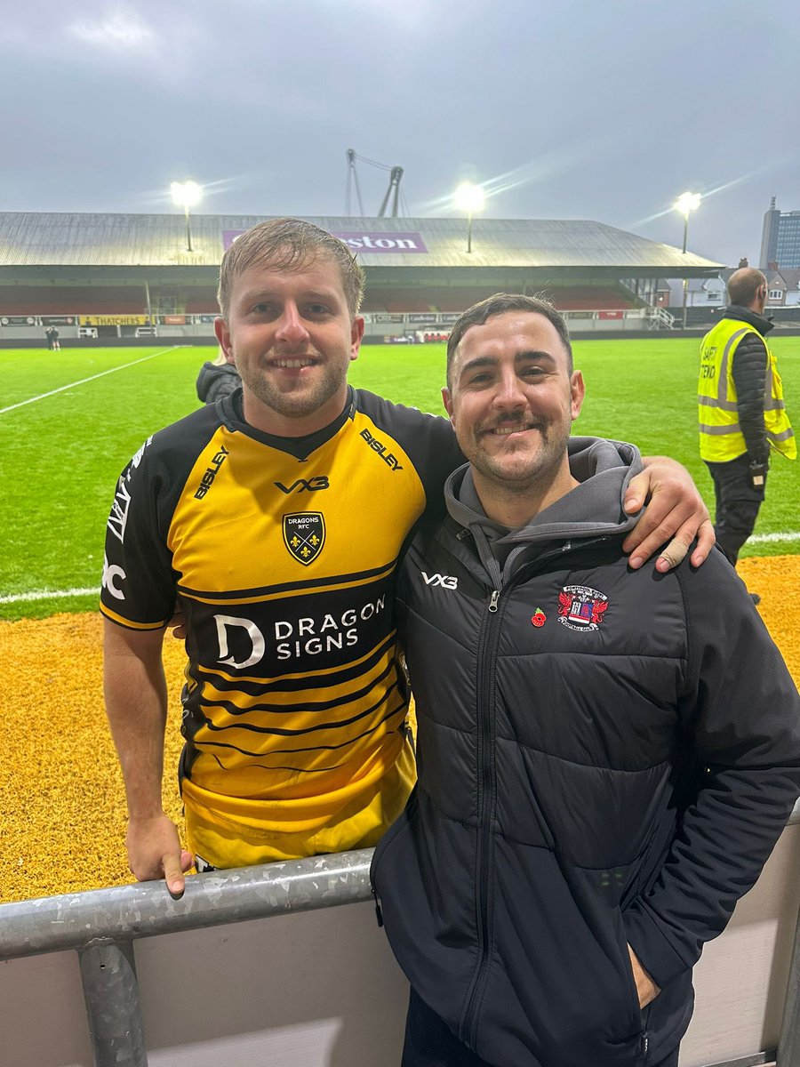 Pontypool RFC (@pontypoolrfc) on Twitter photo Great afternoon at Rodney Parade watching <a href="/dragonsrfc/">Dragons RFC ๐</a> development team. So much <a href="/SuperRygbiCymru/">Super Rygbi Cymru</a> talent on display including Joel, who had a big impact on the game with plenty of his trademark linebreaks!!
Skipper was there too to support the boys
๐ดโช๏ธ๐ Great afternoon at Rodney Parade watching <a href="/dragonsrfc/">Dragons RFC ๐</a> development team. So much <a href="/SuperRygbiCymru/">Super Rygbi Cymru</a> talent on display including Joel, who had a big impact on the game with plenty of his trademark linebreaks!!
Skipper was there too to support the boys
๐ดโช๏ธ๐