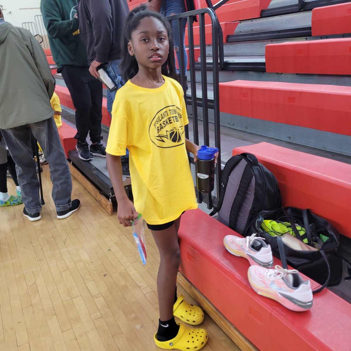 SaigeRoberts5's tweet image. I'm back at it!!🏀🏀🏀 #7 #recball
Saige Roberts 😉