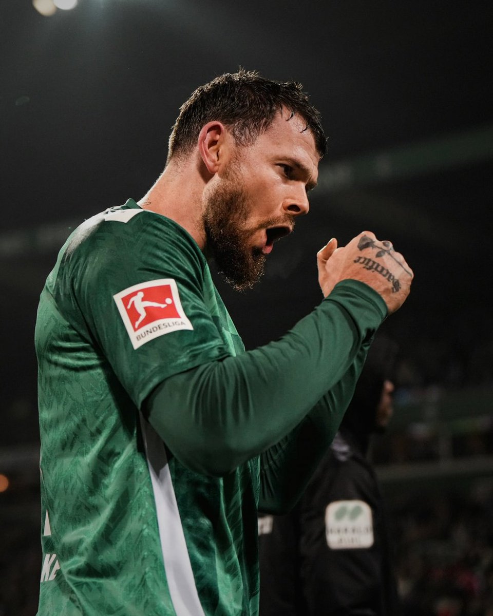 24-25 ヴェルダー・ブレーメン No.28 アルヴェロ 24-25 ヴェルダー・ブレーメン No.28 アルヴェロ 24-25 ヴェルダー