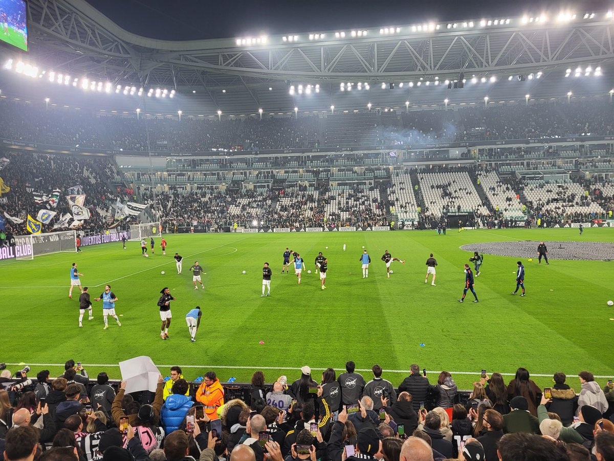 GiovanniZuma69's tweet photo. #1550km 
#torinobianconera
#i love this game https://t.co/goyRMgYMSZ