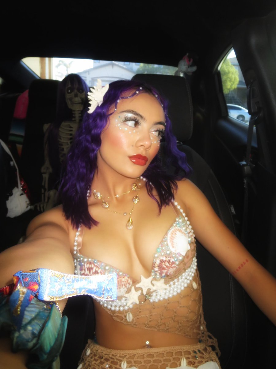 natitty333's tweet image. Escape reality and let’s be mermaids 🧜🏻‍♀️✨🩵🪸#EscapeHalloween