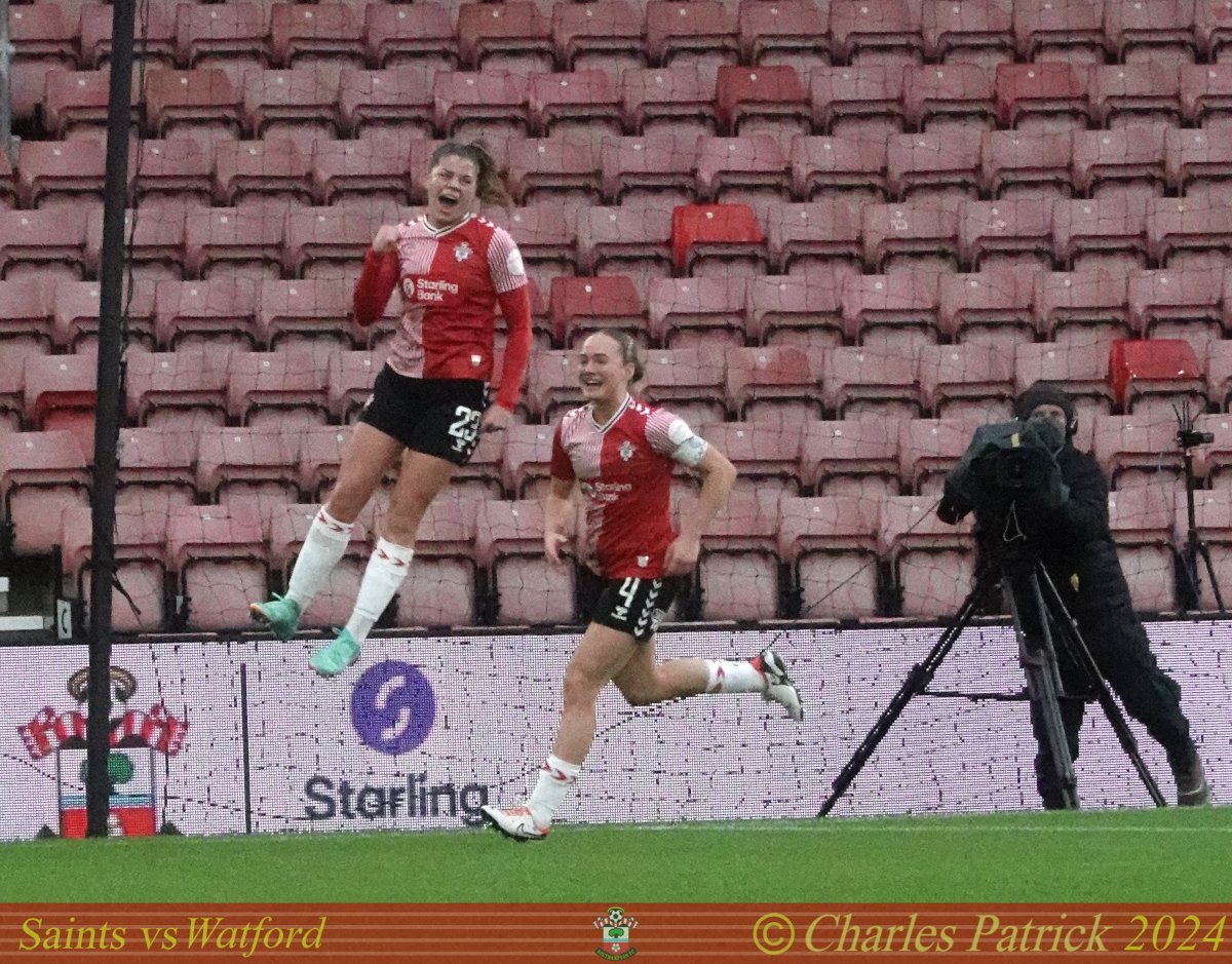 AbbaPics's tweet photo. @SaintsFCWomen @BarclaysWC Looking through ones from 2024, I came across this one from January. https://t.co/HTjAgQt69L