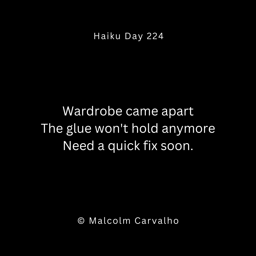 malcolm_304's tweet photo. Haiku Day 224: Glue

#haiku #senryu #poetry #haikuchallenge #furnishing https://t.co/7cgsFTHZGI