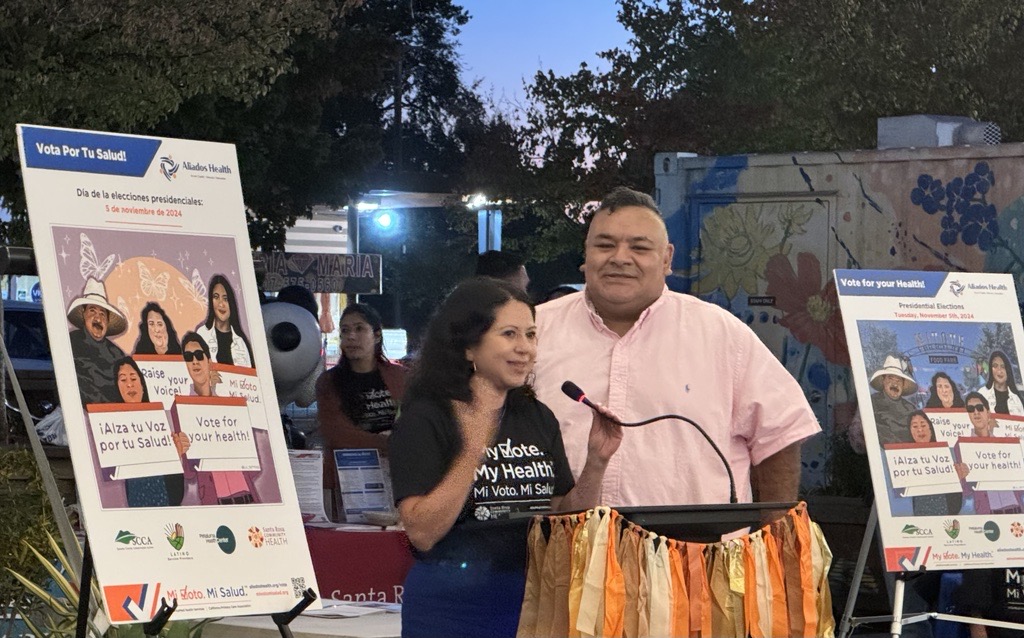 AliadosHealth's tweet photo. ¡Un enorme agradecimiento a nuestra coalición My Vote. My Health. ™ por el apoyo y la motivación demostrados durante nuestra exitosa manifestación GOTV en Mitote Food Park el miércoles pasado, 23 de octubre en apoyo al voto latino! @SantaRosaHealth @PetalumaHealth https://t.co/vBid9TgIkU