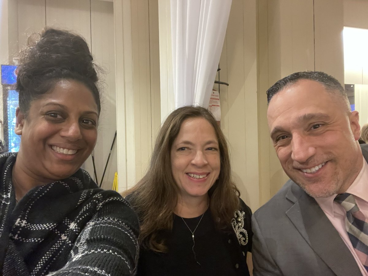 KedleyLeah's tweet photo. Celebrating @REBEKKAHENRIKS3 tonight as a Woman of Distinction! Super proud and grateful to Rebekka for her tireless efforts and advocacy for our students, families and community! Way to go! @SCSchools @SCSDCommSchools @DeputyDiCaprio https://t.co/7Lo3ScMwmk