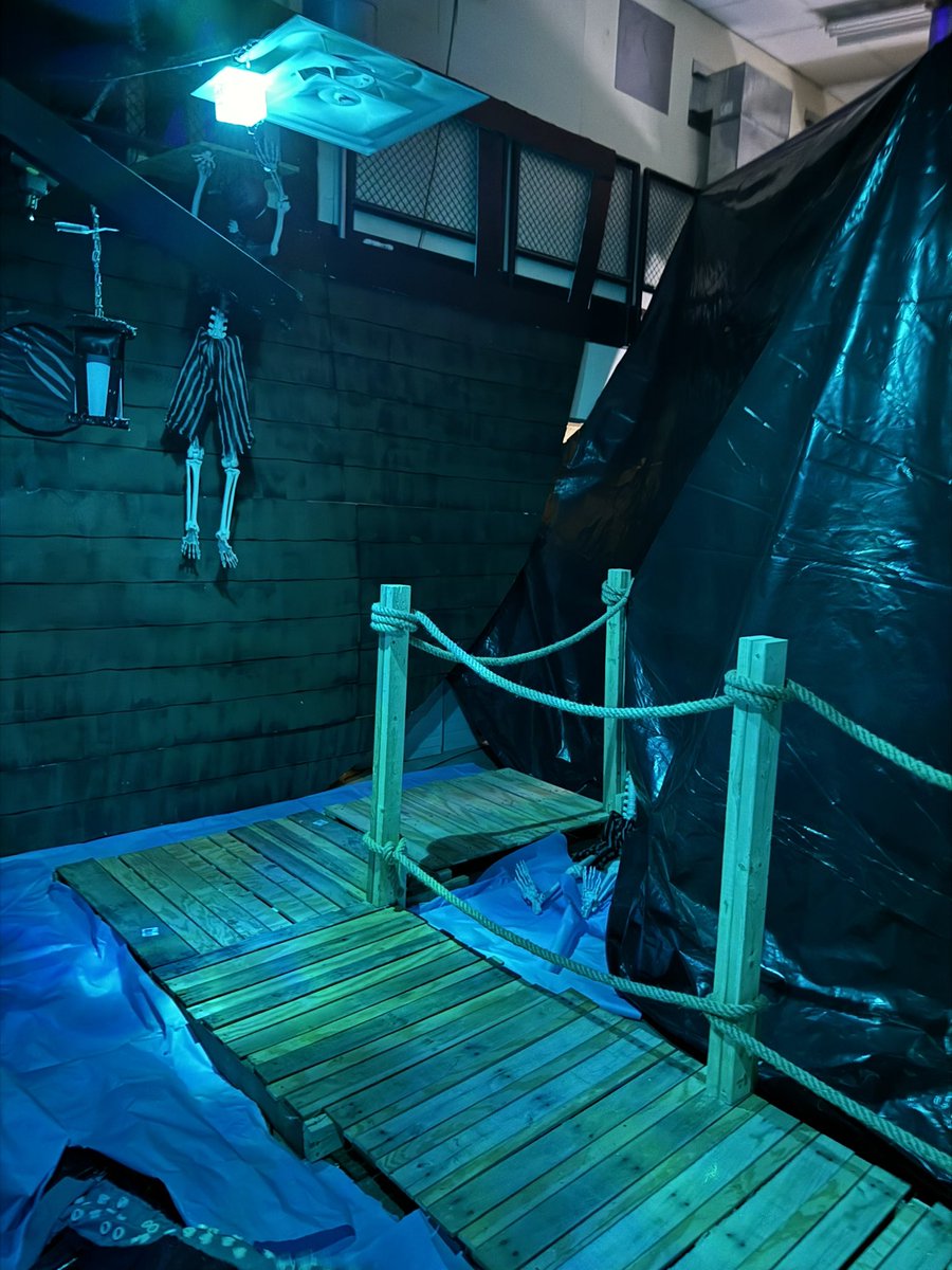 GroffJanelle's tweet image. Honors Engineering III students took this year’s Pirate ship haunted house theme to a whole new level.  Thank you Jason Shields!  Talk about Power 5 skills in the classroom!!!
