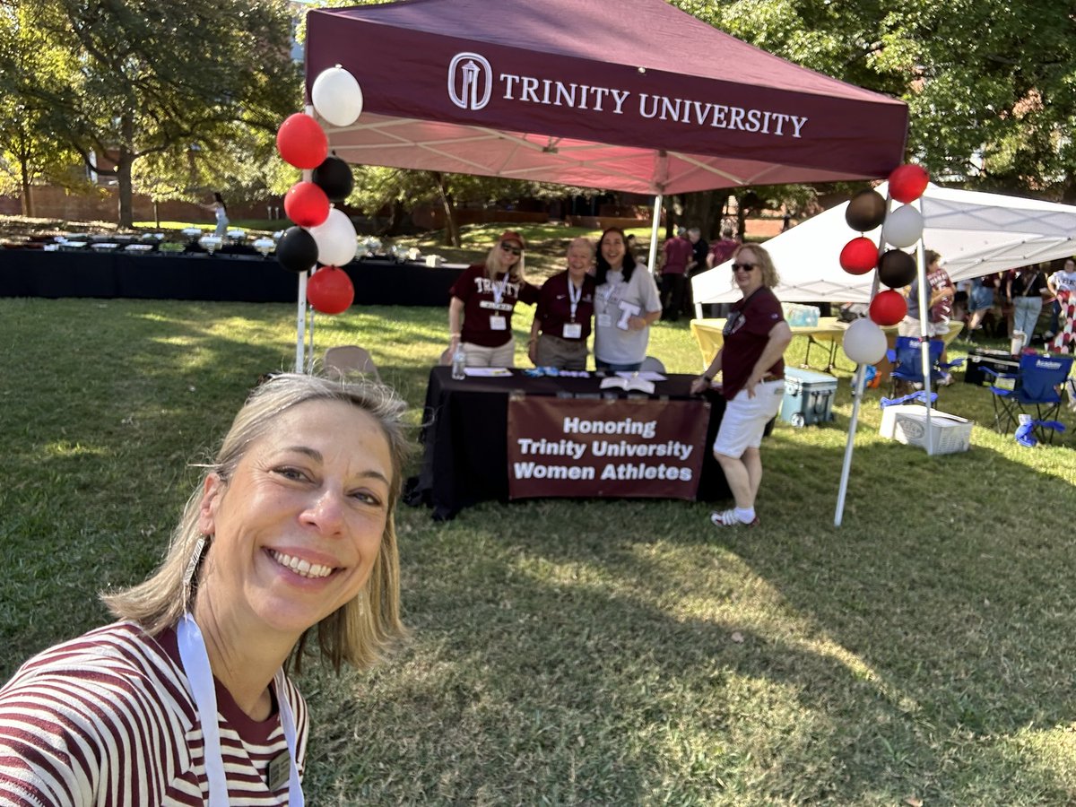 angelabreiden's tweet image. So wonderful to get to see beloved former students + fellow alumni  = a lot of amazing @TrinityUAlumni &amp;amp; staff &amp;amp;  faculty &amp;amp; families  @Trinity_U for #TUAlumniWeekend. Incl @tu_eddept  &amp;amp; MAT &amp;amp; #SportinEngland &amp;amp; @TUVolleyballTX &amp;amp; history of women’s athletics @TrinityUTigers.