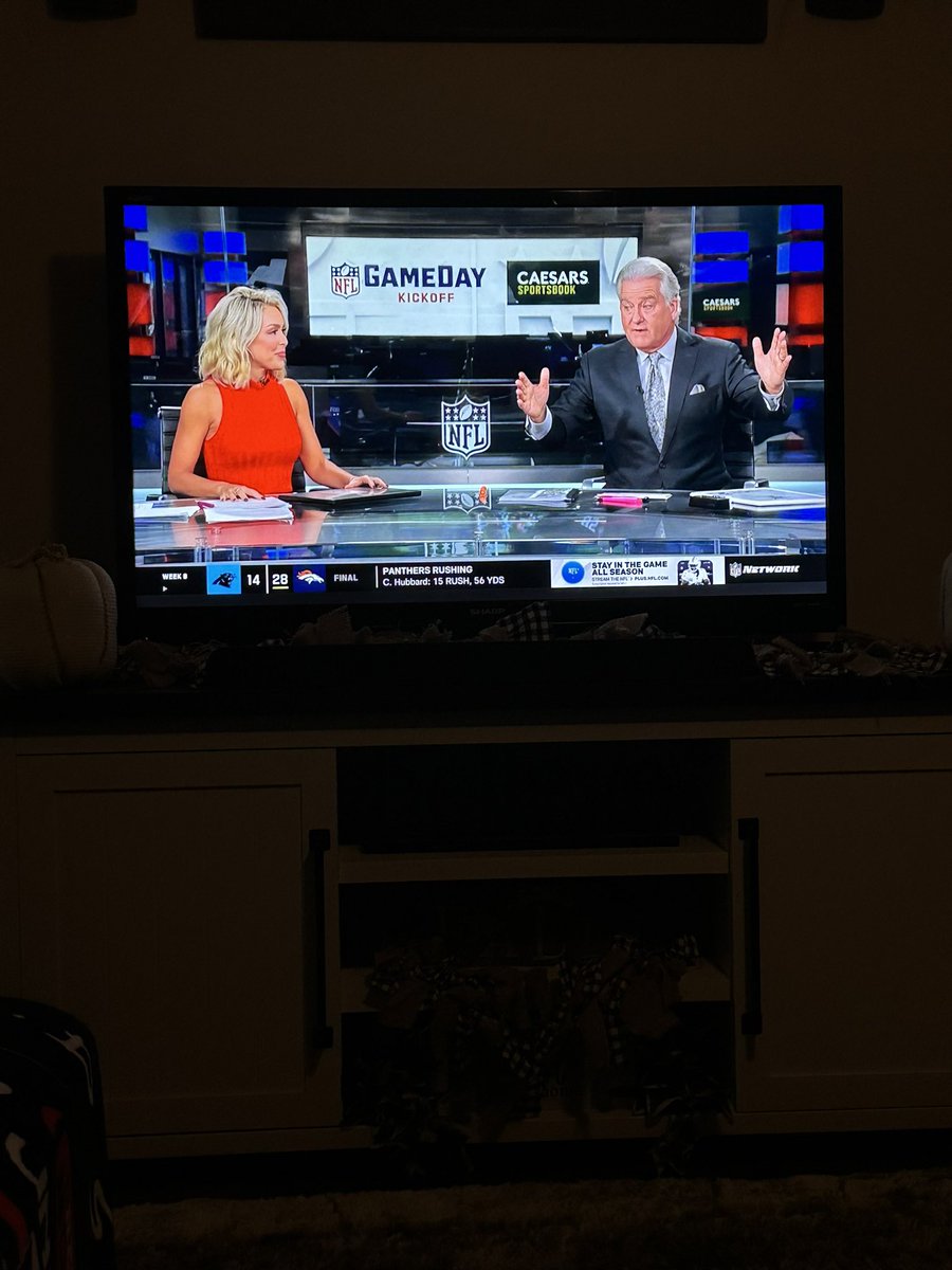 Patti ๐โญ๏ธ๐๐โญ๏ธ๐๐โญ๏ธ๐ (@cowboyzbabygirl) on Twitter photo How many other of my <a href="/dallascowboys/">Dallas Cowboys</a> friends would love having <a href="/SteveMariucci/">Steve Mariucci</a> as our head coach? He still has it! Would love to see him come outta coaching retirement! He would whip them into shape! #DC4L #DallasCowboys #CowboysNation #AGirlCanDream How many other of my <a href="/dallascowboys/">Dallas Cowboys</a> friends would love having <a href="/SteveMariucci/">Steve Mariucci</a> as our head coach? He still has it! Would love to see him come outta coaching retirement! He would whip them into shape! #DC4L #DallasCowboys #CowboysNation #AGirlCanDream