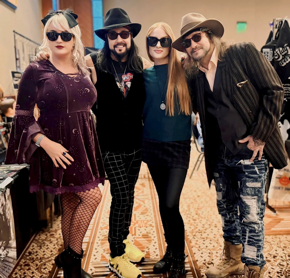 officialnatGG's tweet photo. I ABSOLUTELY ADORE THESE THREE ๐ป๐ถ๐๐ถ๏ธ
Philip Adrian Booth #friends #MidMichiganParaCon #theparanormalprincess #theboothbrothers https://t.co/dTlAURJC5r