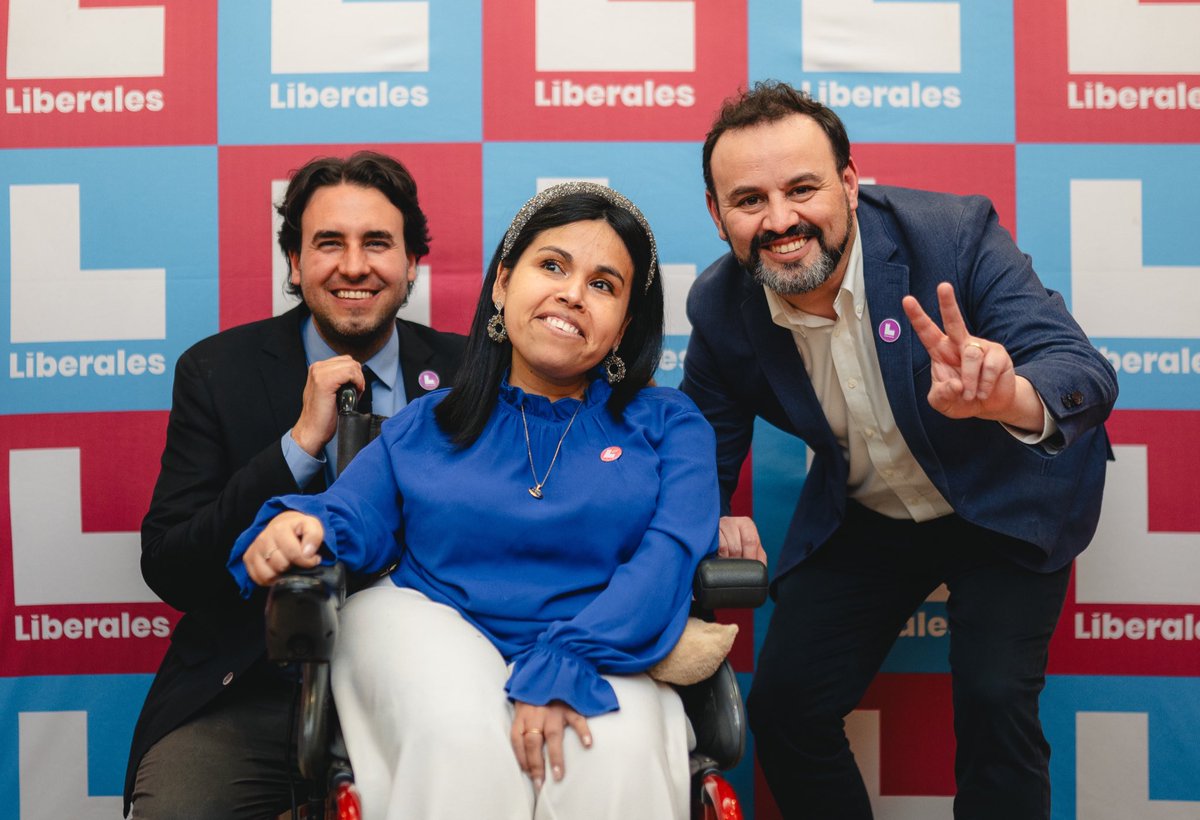 A nuestros nuevos concejales de Puerto Montt y Ancud también se suma la psicóloga, Natali Guissen, quien asumirá como concejala en la comuna de Osorno.  Felicidades Natali!