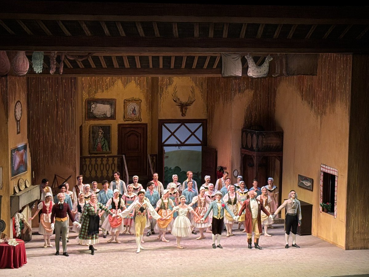 I’ve been officially retired for a month! Building works continue and our boxes are still in transit, but… we’ve seen our parents, our daughters and grandchild; plus a musical, a concert, a ballet and an exhibition (and won a quiz); plus reading, walking, sleeping… All is well!
